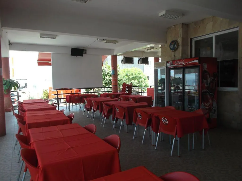 Pensao Benfica Bed & Breakfast Praia
